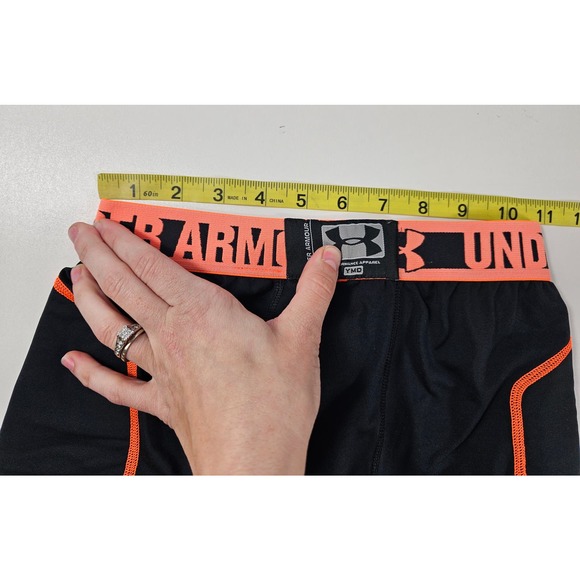 Under armour boy's compression shorts Medium black orange EUC ^ - Picture 4 of 4